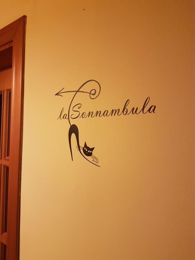 Bellini Apartment Catania Bagian luar foto