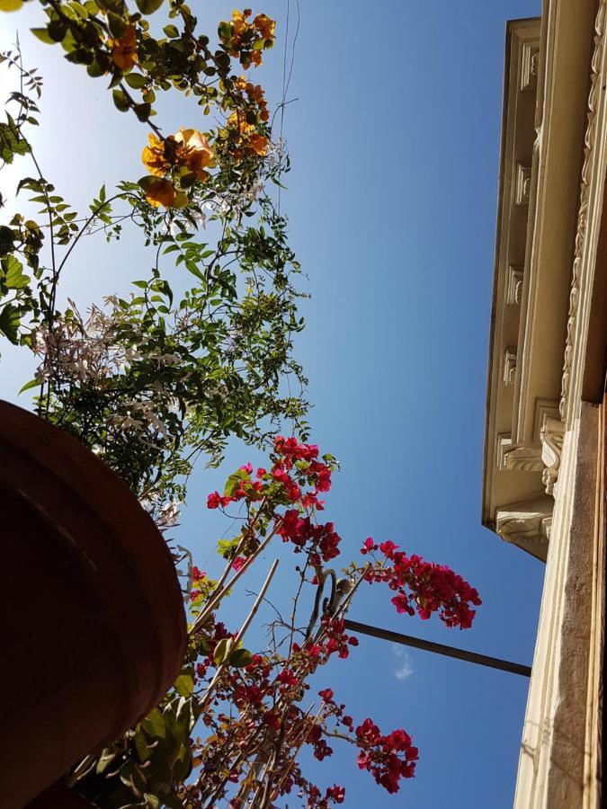 Bellini Apartment Catania Bagian luar foto